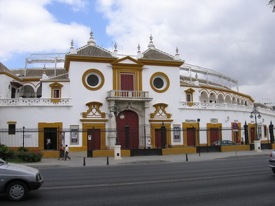 Sevilla-arena.jpg