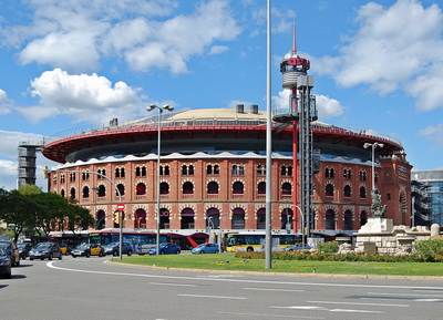 Arenas_de_Barcelona.jpg